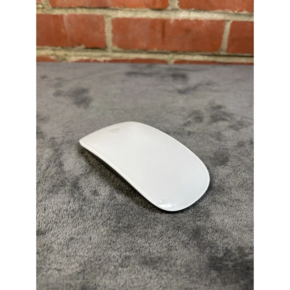 Genuine Apple Magic Mouse 2 Wireless Silver/Gray A1657 Lightning Tested Working